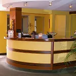 Inter-hotel Aeroport מלון