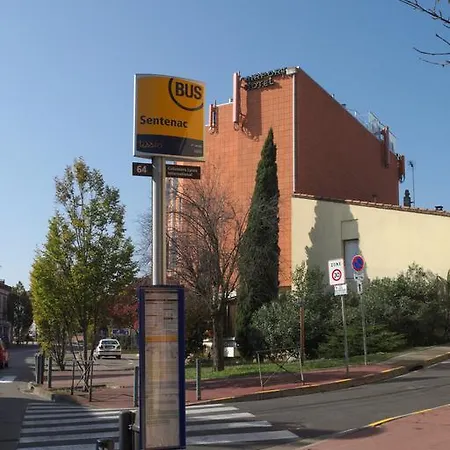 Inter-hotel Toulouse Aeroport Hotel 3*