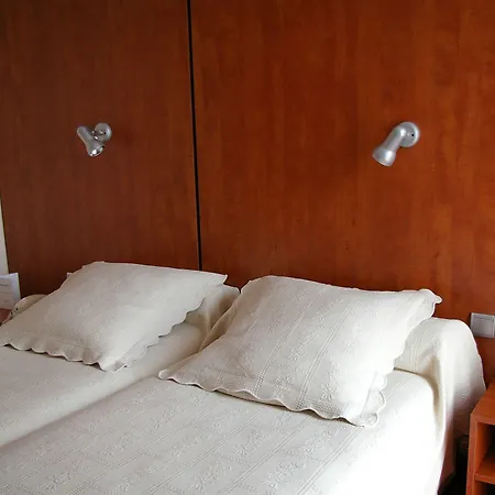 Inter-hotel Aeroport 3* 圖盧茲
