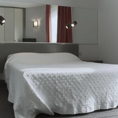 Inter-hotel Aeroport 酒店 3*