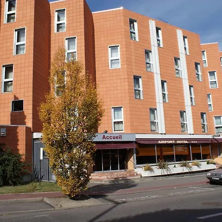 Inter-hotel Toulouse Aeroport Hotel 3*