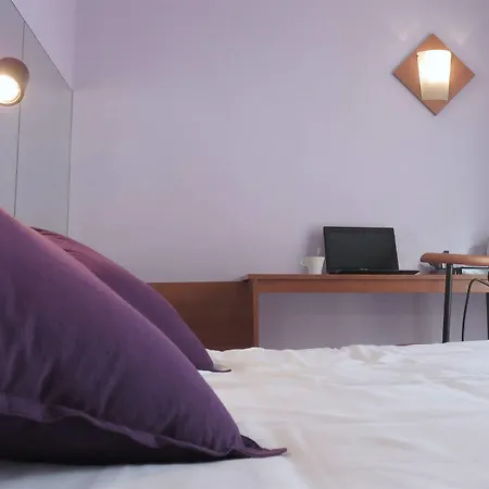 Inter-hotel Toulouse Aeroport 3*