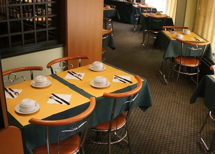 Inter-hotel Aeroport Ξενοδοχείο 3*