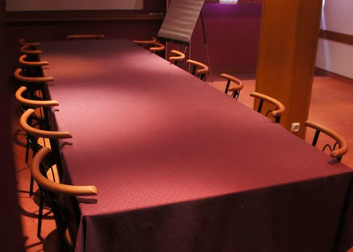 Inter-hotel Aeroport 3* Τουλούζη